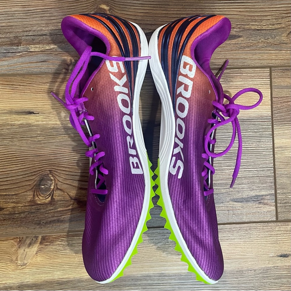 Brooks Mack 17 Track & Field Purple Size 9.5 Lightweight Spikes Performance New - Picture 3 of 12
